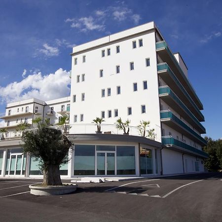 Residence Le Stelle Campolungo ภายนอก รูปภาพ